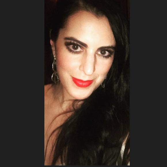 Meet your Posher, Blossom - Picture 1 of 1